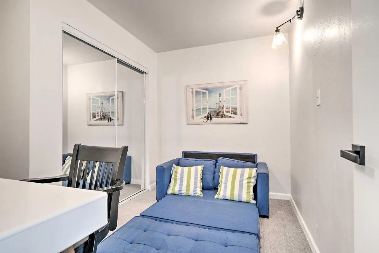 Pet-Friendly Phoenix Home With Private Pool And Grill!