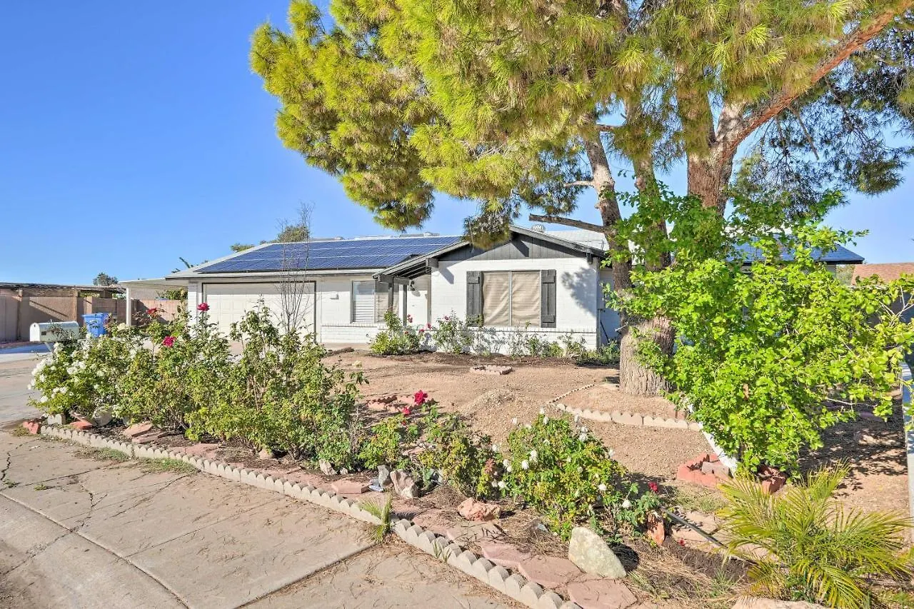 Pet-Friendly Phoenix Home With Private Pool And Grill!